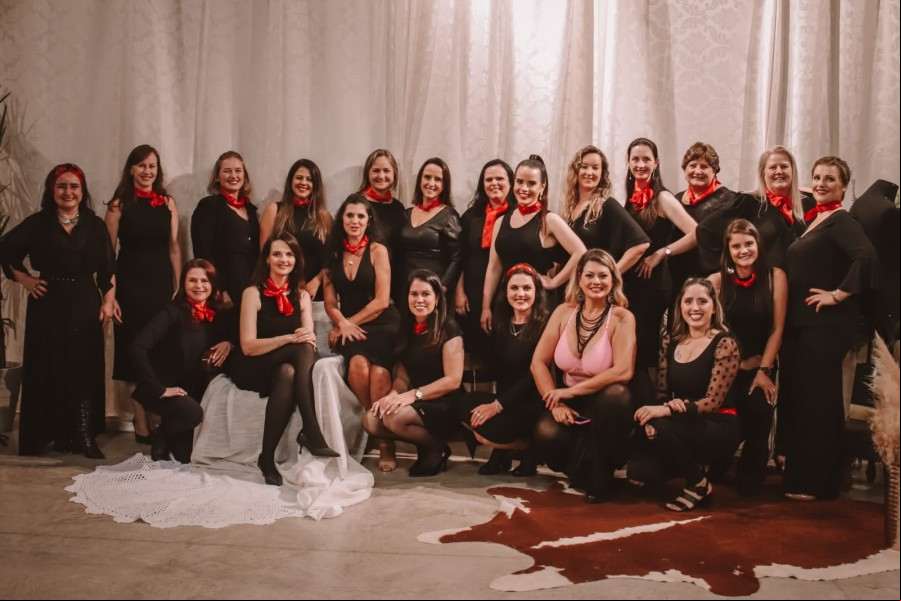 Palestra para mulheres supera expectativa de público Palestra para mulheres supera expectativa de público