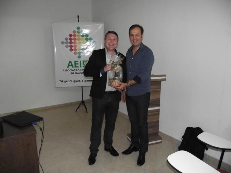 8° Café Palestra contou a história de Empreendedorismo de Odair Kühl sócio fundador do Grupo SOS Telecom