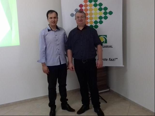 4° Café palestra é realizado pela AEI 