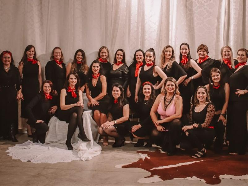 Palestra para mulheres supera expectativa de público