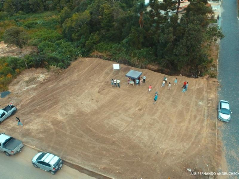 Prefeitura Municipal faz CONCESSÃO DE USO de um terreno para a AEI E CDL 
